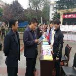 ����̬��ƶ����ʵ��չȫ�����ջ